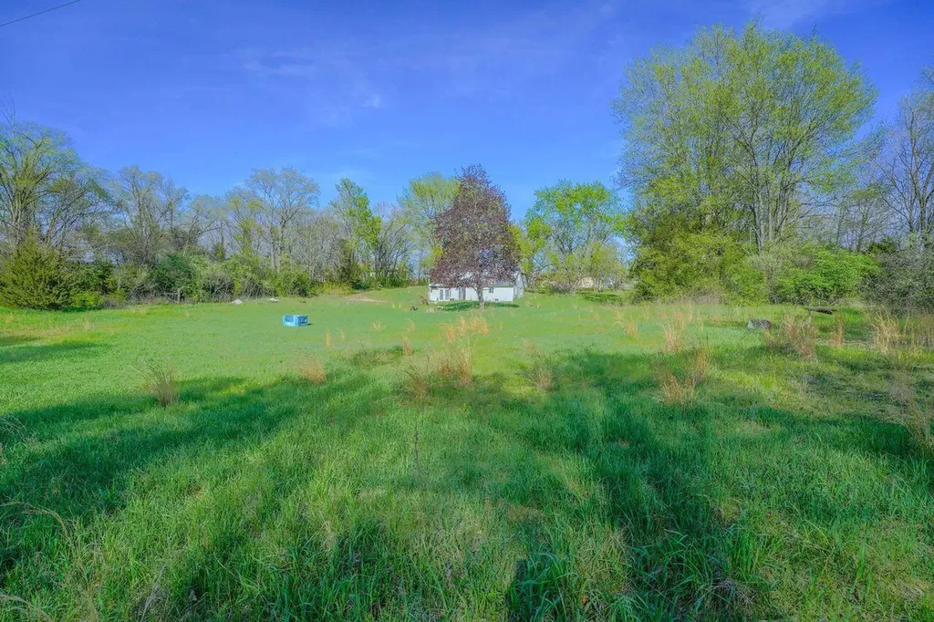 1928 S 35th Street Comstock Charter Township MI 49053