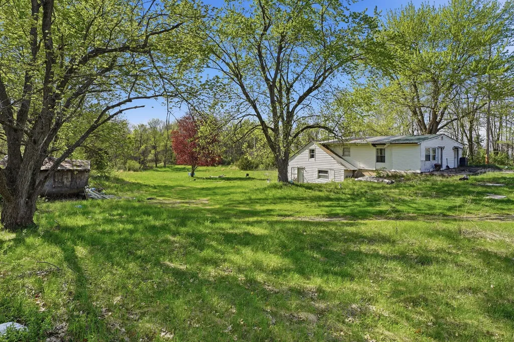 1928 S 35th Street Comstock Charter Township MI 49053