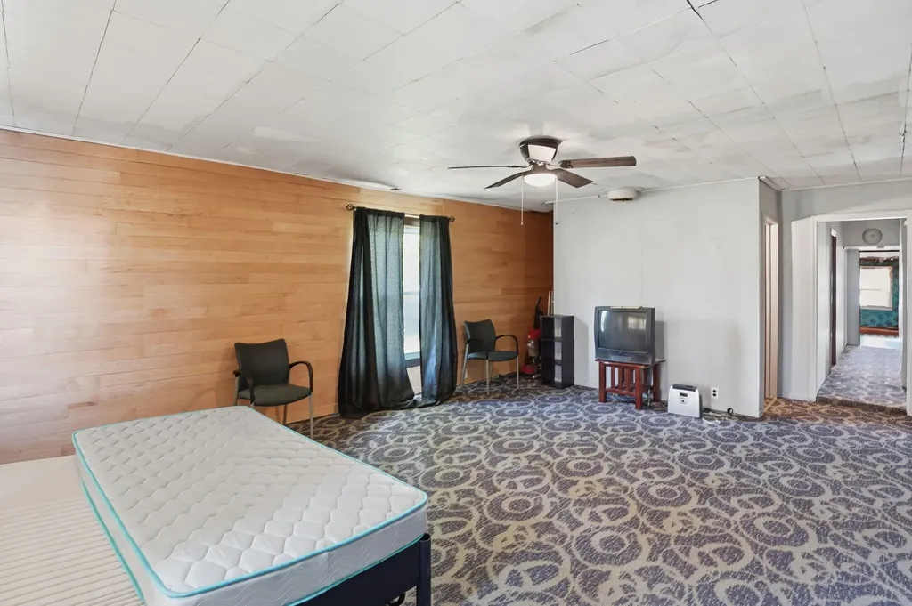 1928 S 35th Street Comstock Charter Township MI 49053