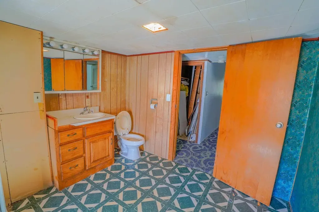 1928 S 35th Street Comstock Charter Township MI 49053