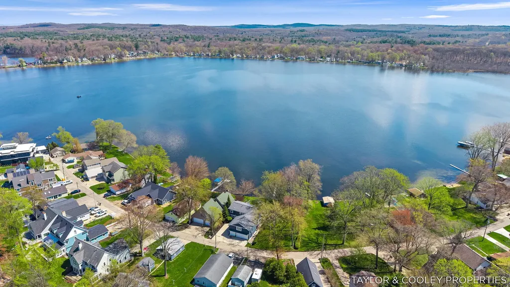 3185 Elmwood Beach Road Yankee Springs Township MI 49333