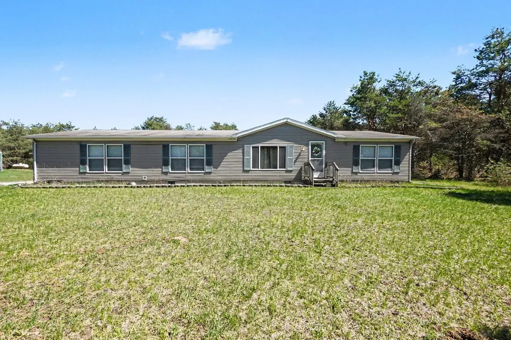 20240 10th Avenue Fork Township MI 49305