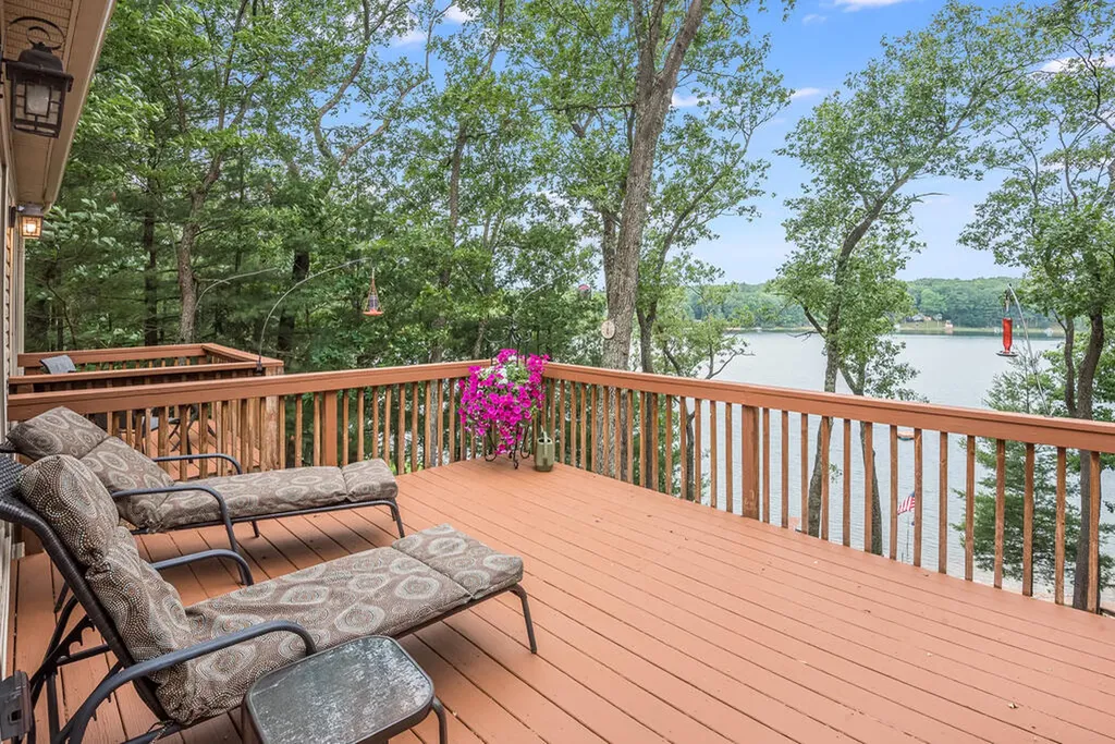 8833 W Velt Avenue Lake Township MI 49304