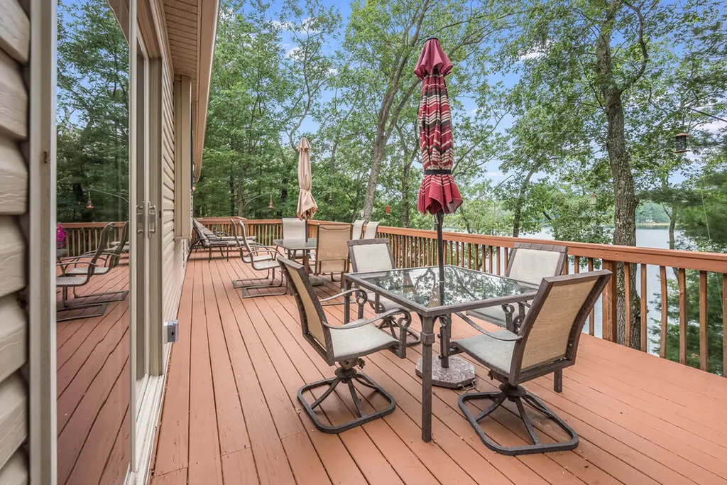8833 W Velt Avenue Lake Township MI 49304