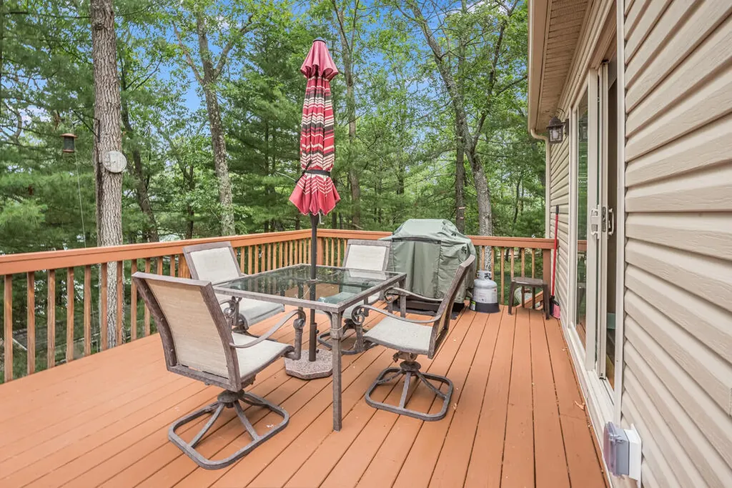 8833 W Velt Avenue Lake Township MI 49304