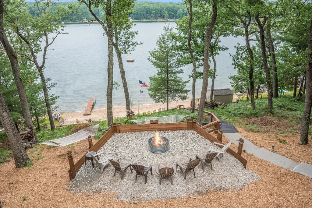 8833 W Velt Avenue Lake Township MI 49304
