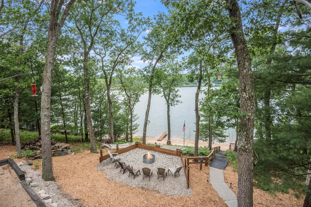 8833 W Velt Avenue Lake Township MI 49304