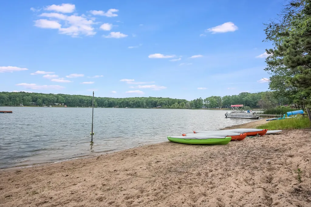 8833 W Velt Avenue Lake Township MI 49304