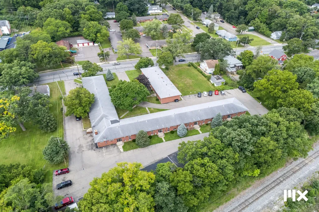2907 S Burdick Street Kalamazoo City MI 49001