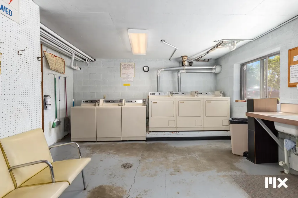 2907 S Burdick Street Kalamazoo City MI 49001