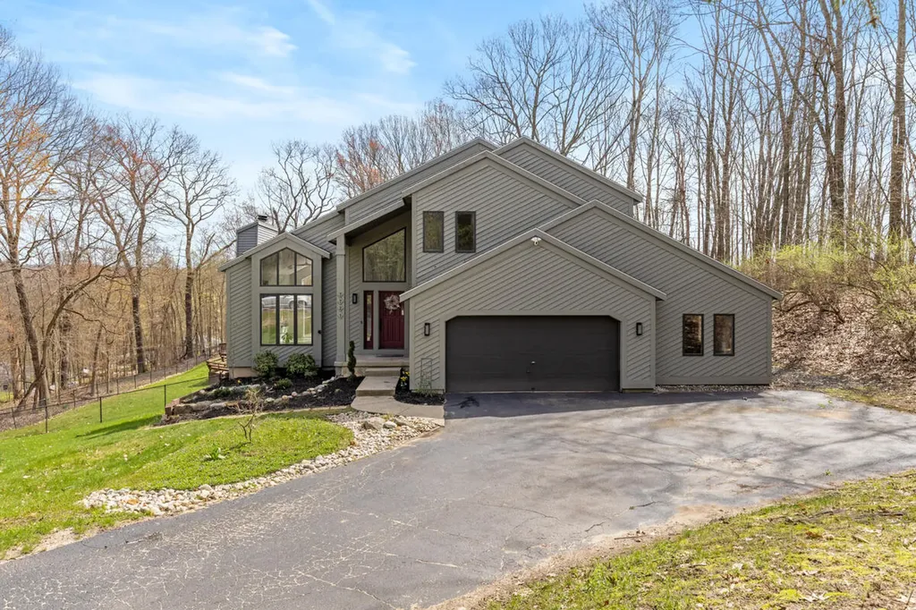 7721 Sun Quest Ridge Drive NE Ada Township MI 49301