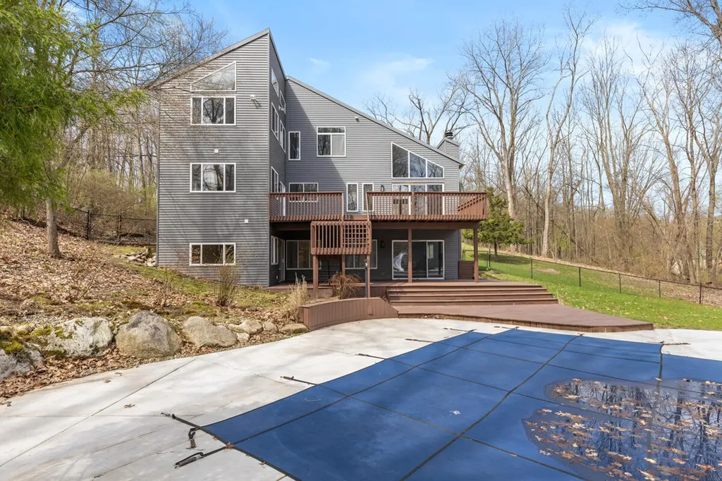 7721 Sun Quest Ridge Drive NE Ada Township MI 49301