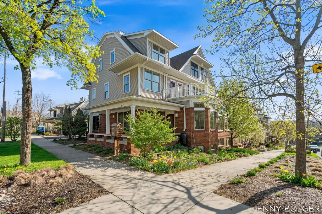 800 Livingston Avenue NE Grand Rapids City MI 49503