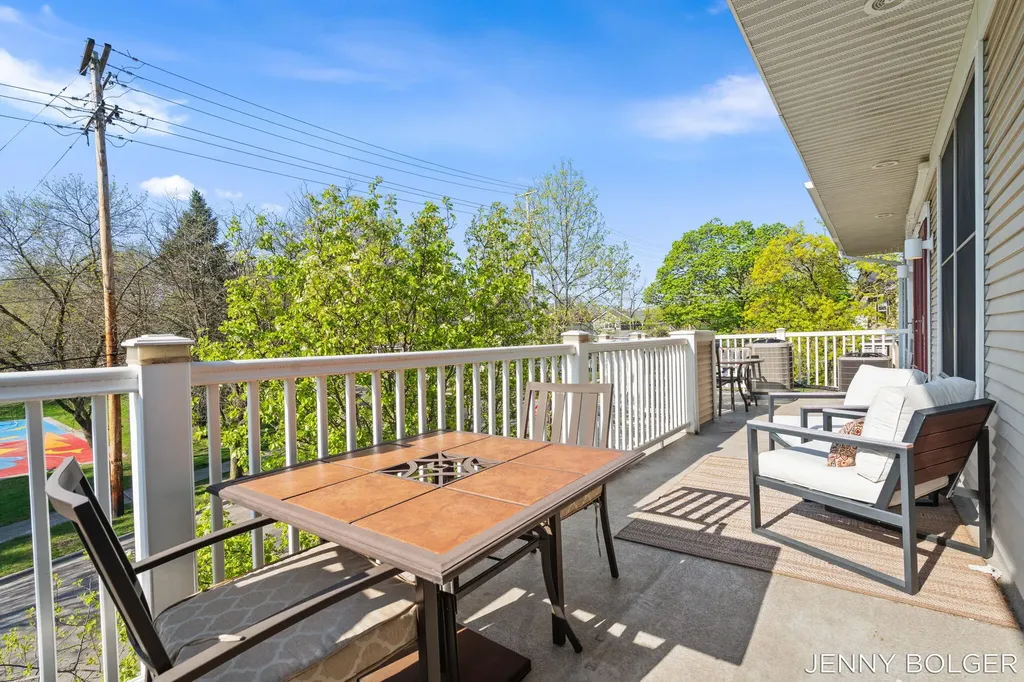 800 Livingston Avenue NE Grand Rapids City MI 49503