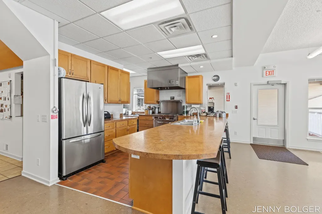 800 Livingston Avenue NE Grand Rapids City MI 49503