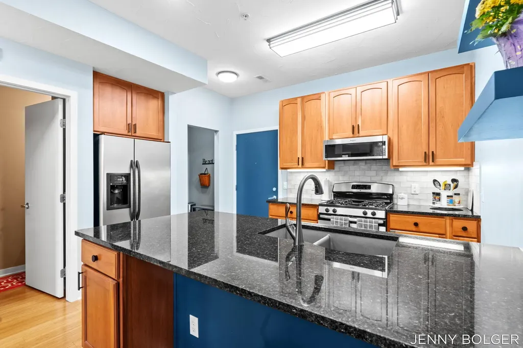 800 Livingston Avenue NE Grand Rapids City MI 49503