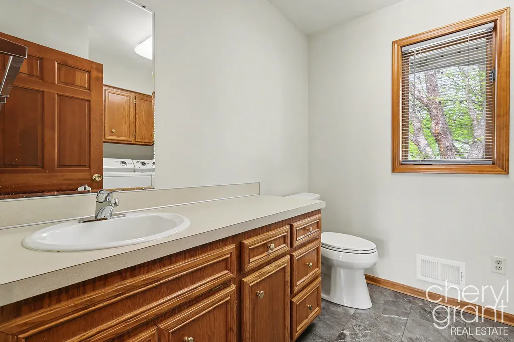 2314 Midvale Street NE Grand Rapids City MI 49505