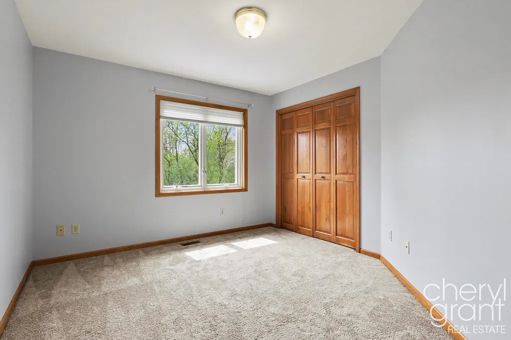 2314 Midvale Street NE Grand Rapids City MI 49505