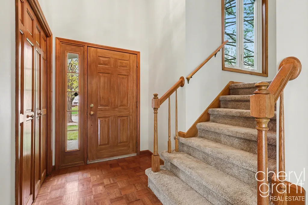 2314 Midvale Street NE Grand Rapids City MI 49505
