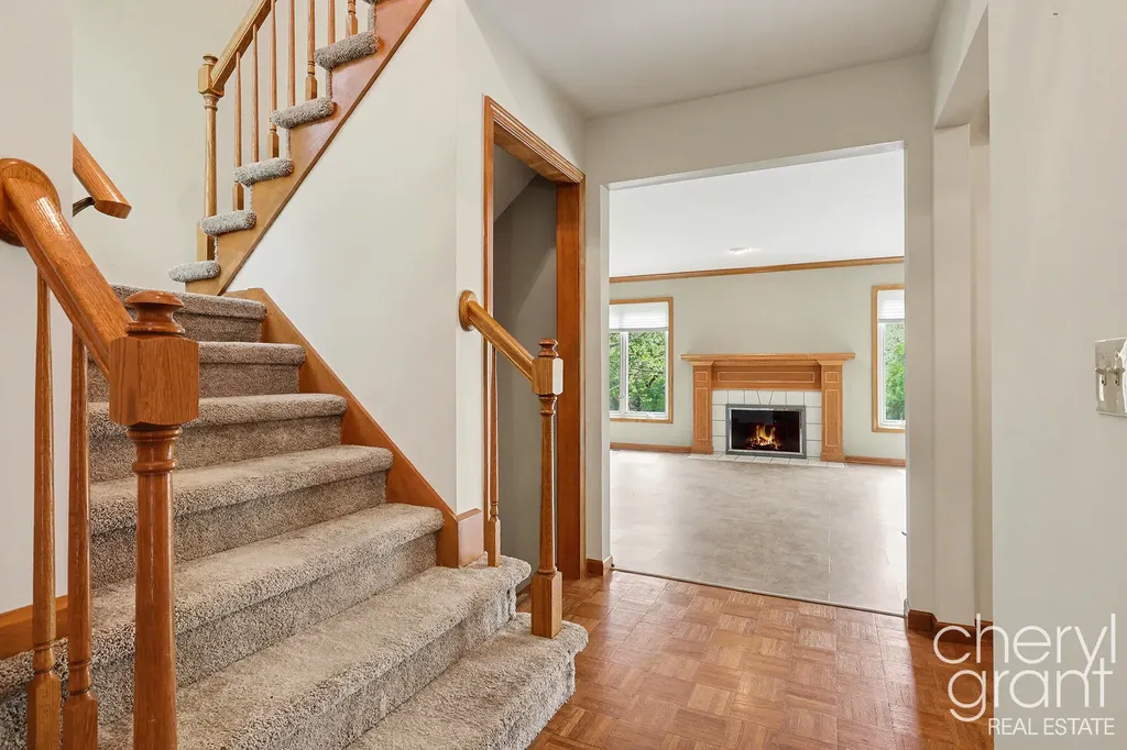 2314 Midvale Street NE Grand Rapids City MI 49505