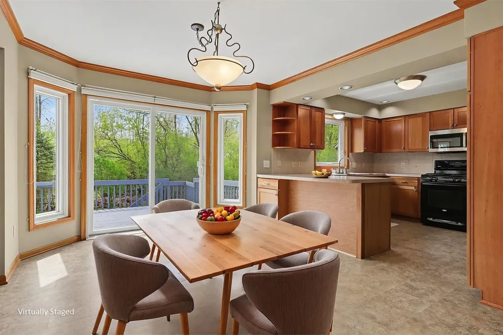 2314 Midvale Street NE Grand Rapids City MI 49505