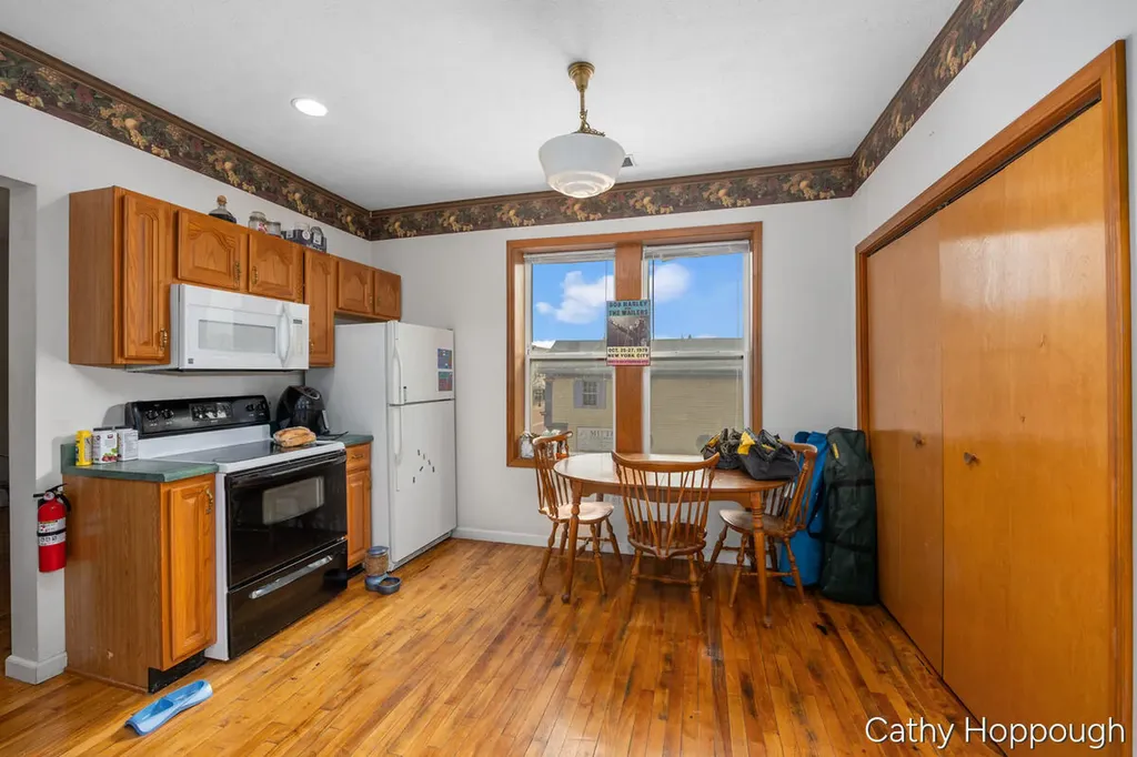 405 W Main Street Ionia City MI 48846