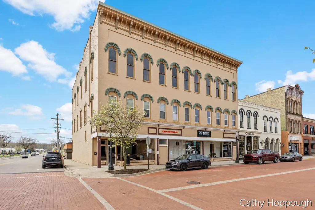 405 W Main Street Ionia City MI 48846