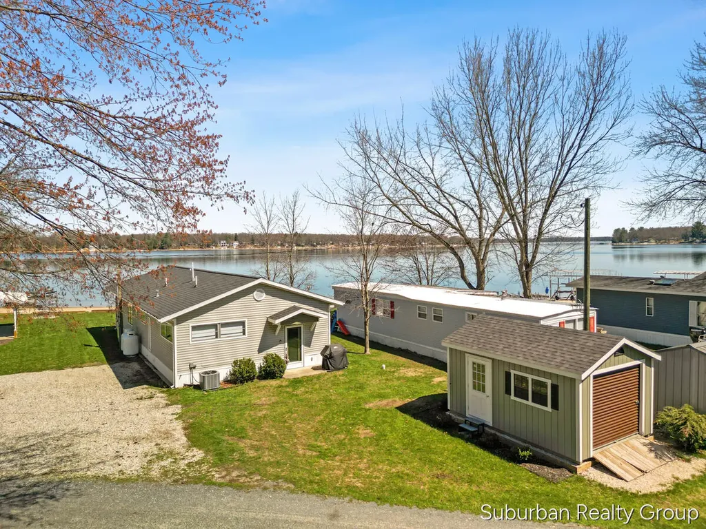 8224 W Pine Grove Beach Drive Lake Township MI 49304