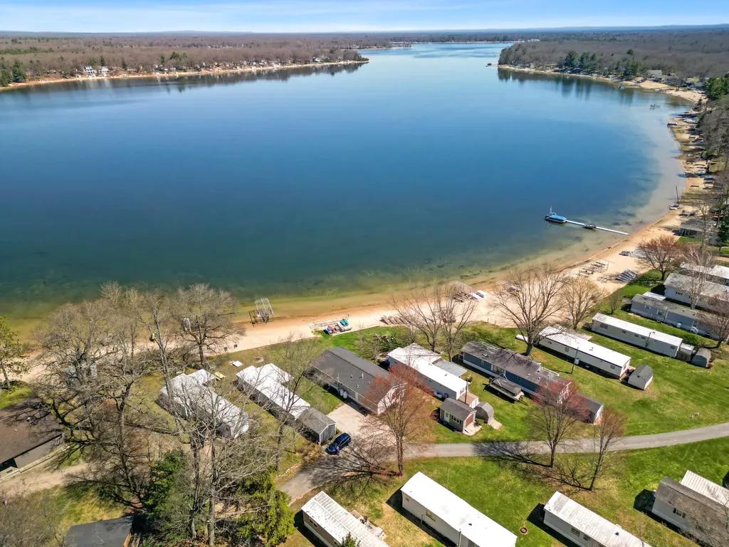8224 W Pine Grove Beach Drive Lake Township MI 49304