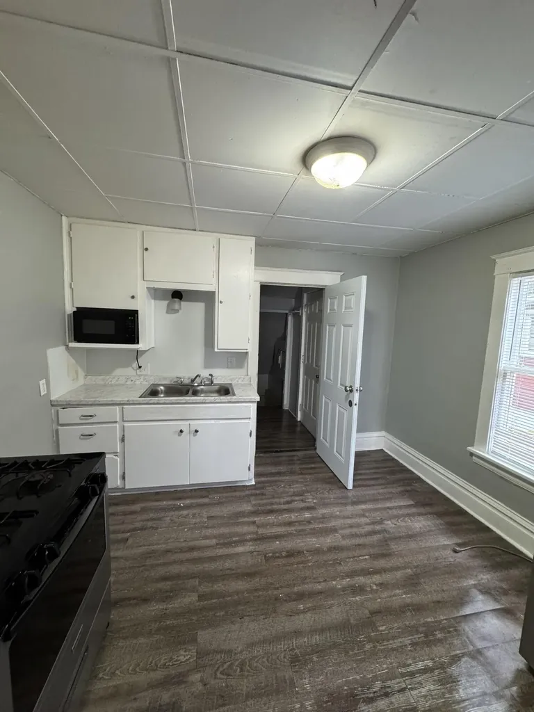 855 Turner Avenue Muskegon City MI 49442