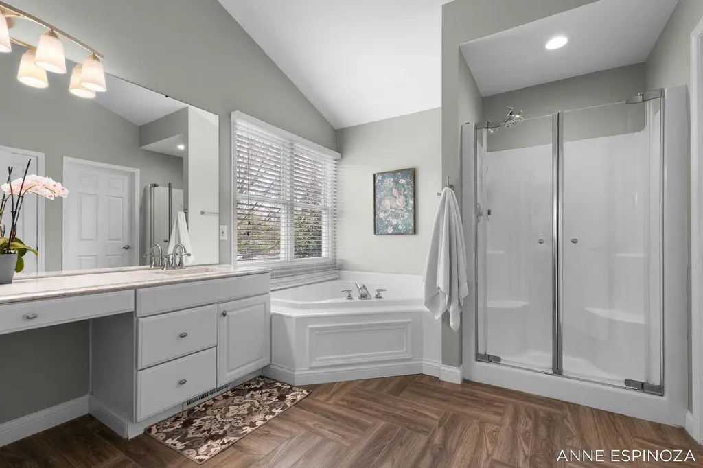 7423 Old Lantern Drive SE Gaines Charter Township MI 49316