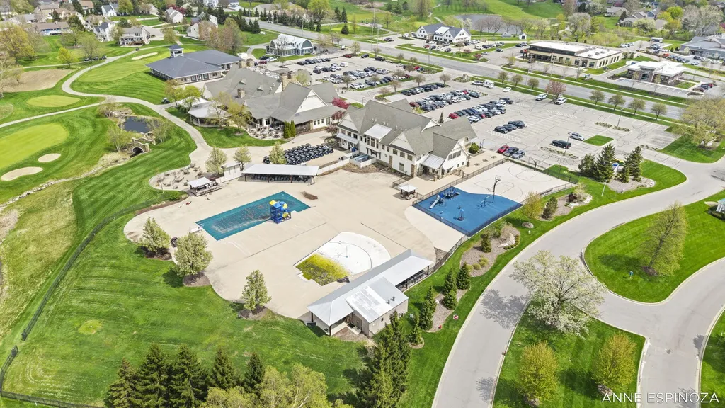 7423 Old Lantern Drive SE Gaines Charter Township MI 49316