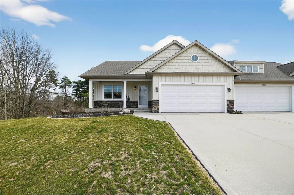 1956 Aspen Valley Lane Ionia City MI 48846