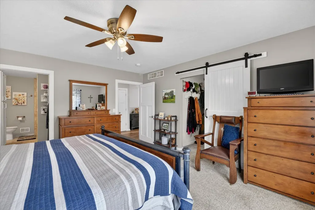 1956 Aspen Valley Lane Ionia City MI 48846