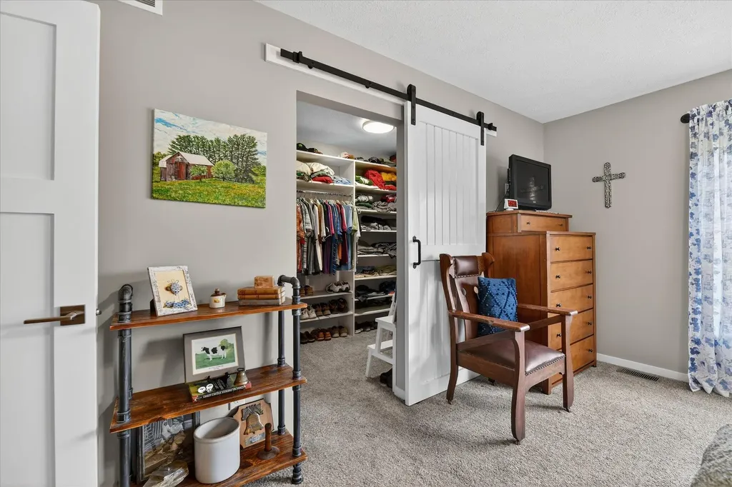 1956 Aspen Valley Lane Ionia City MI 48846