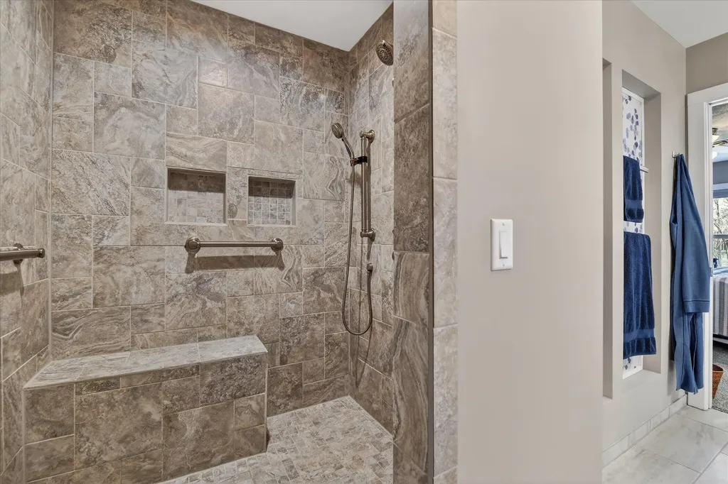 1956 Aspen Valley Lane Ionia City MI 48846