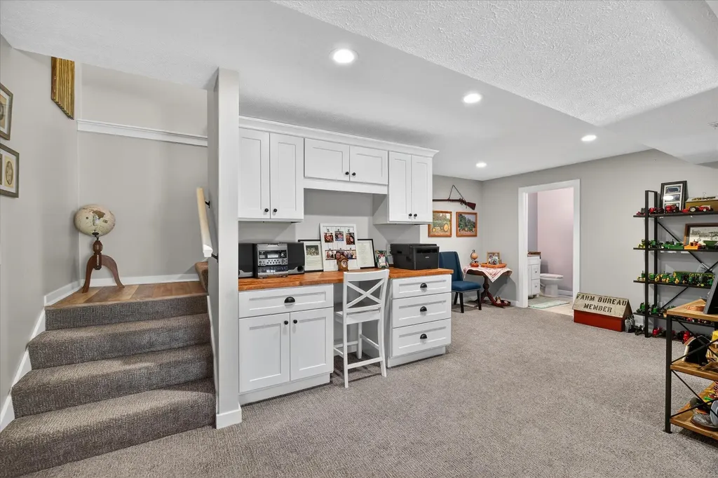 1956 Aspen Valley Lane Ionia City MI 48846