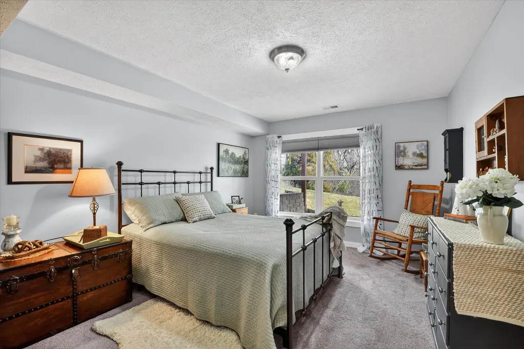 1956 Aspen Valley Lane Ionia City MI 48846