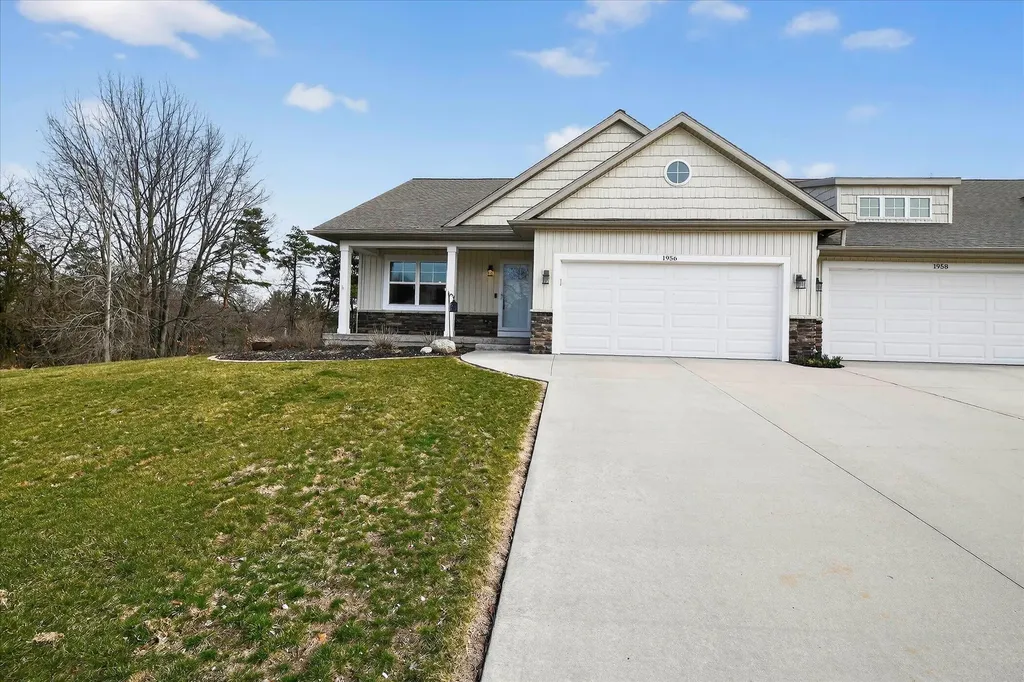 1956 Aspen Valley Lane Ionia City MI 48846