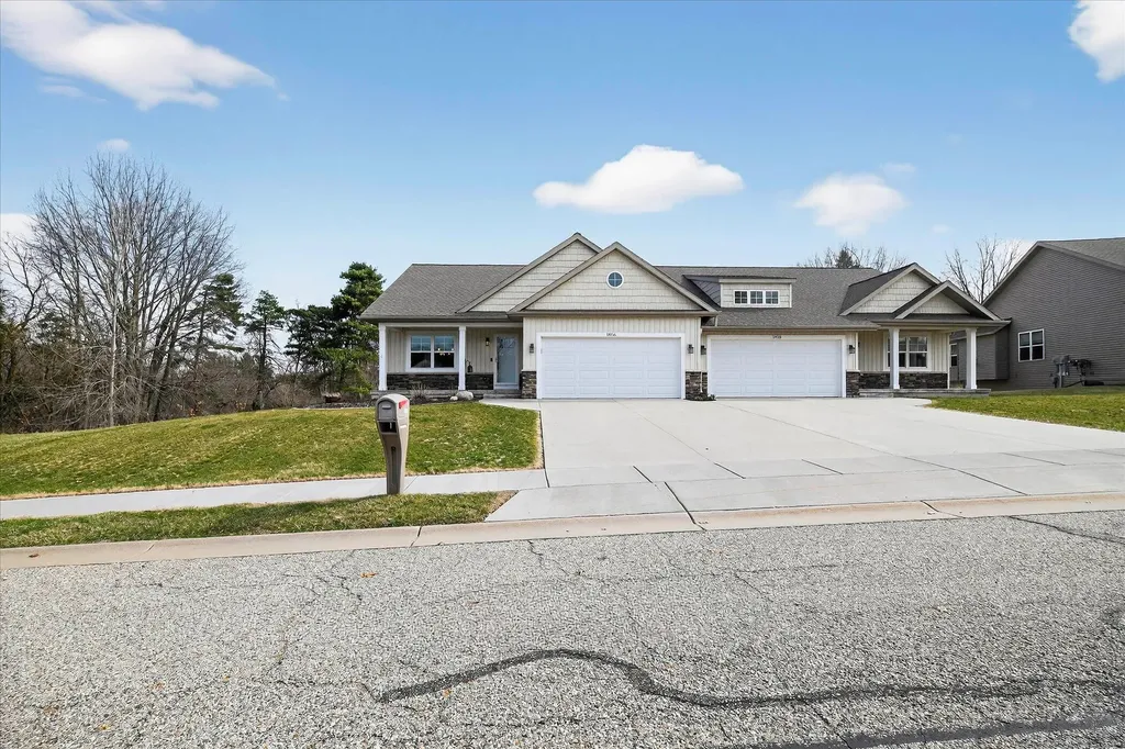 1956 Aspen Valley Lane Ionia City MI 48846