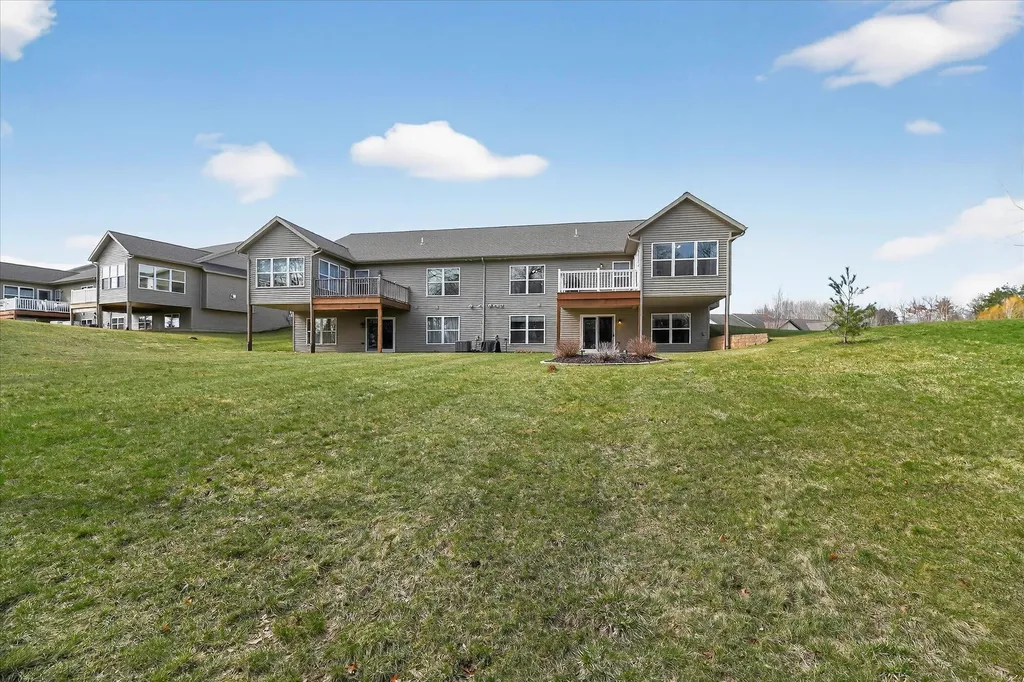 1956 Aspen Valley Lane Ionia City MI 48846