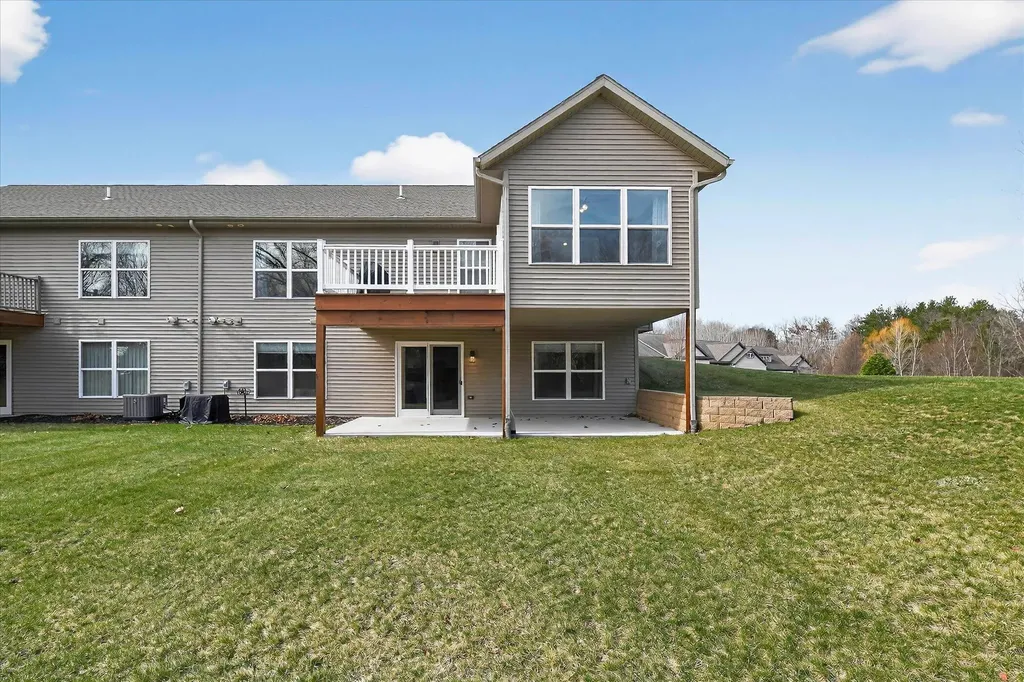 1956 Aspen Valley Lane Ionia City MI 48846