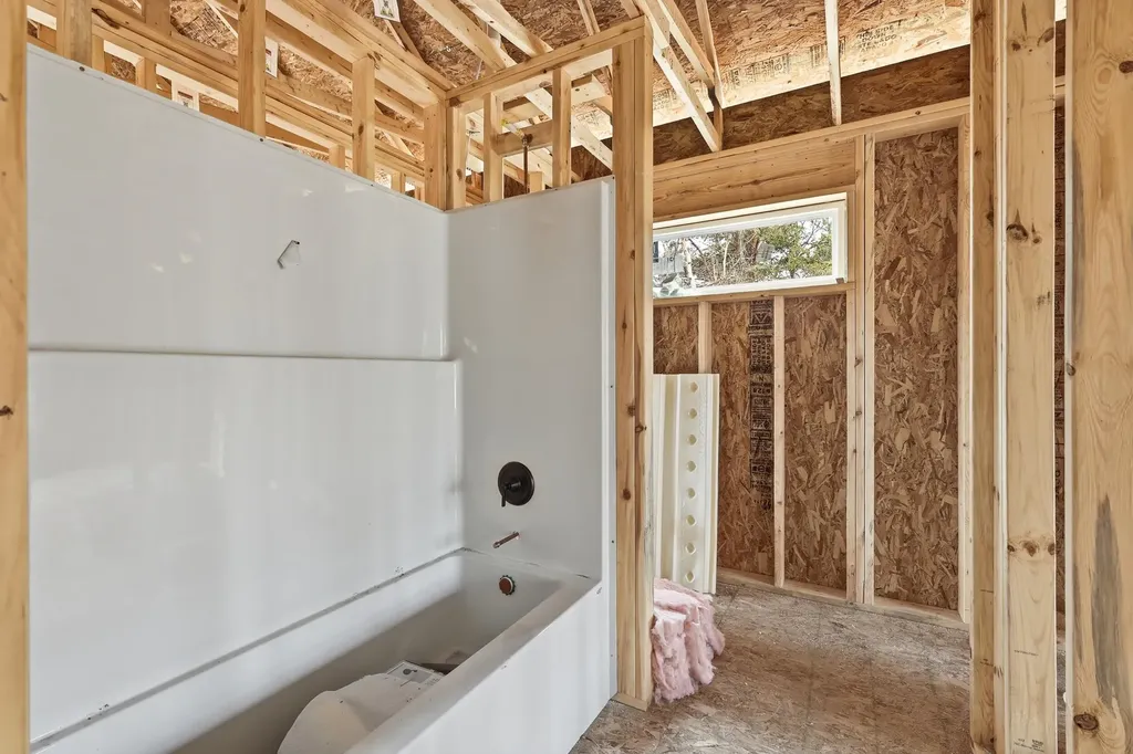 644 Willow Street Unknown City MI 49329