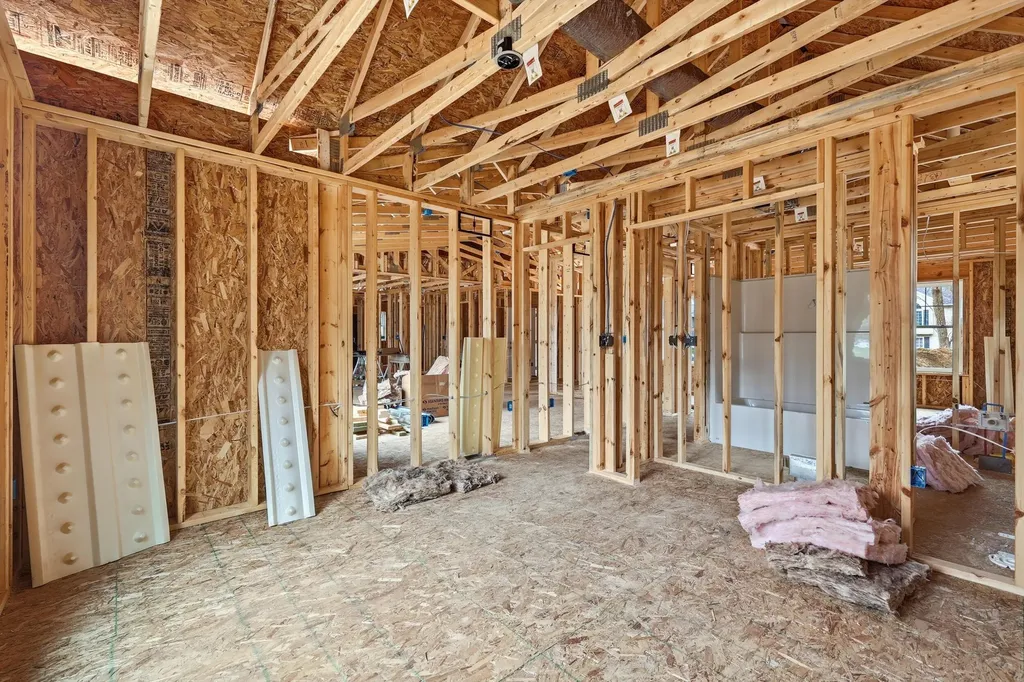 644 Willow Street Unknown City MI 49329