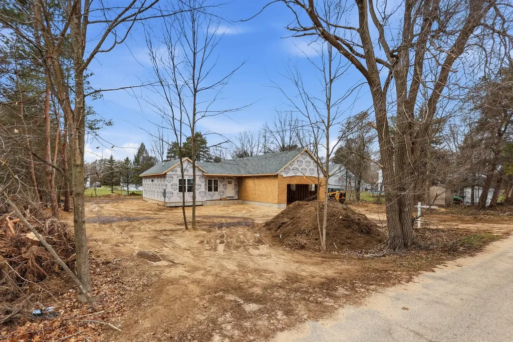 644 Willow Street Unknown City MI 49329