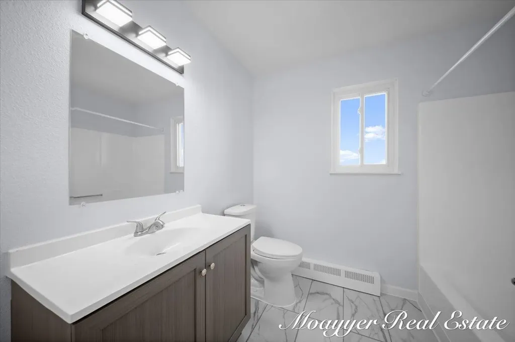 1051 Abbey Court Holland City MI 49423