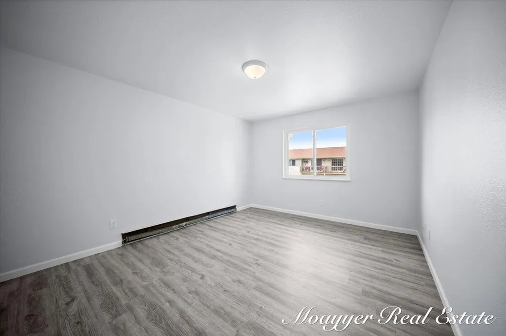 1041 Abbey Court Holland City MI 49423