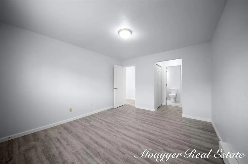 1041 Abbey Court Holland City MI 49423