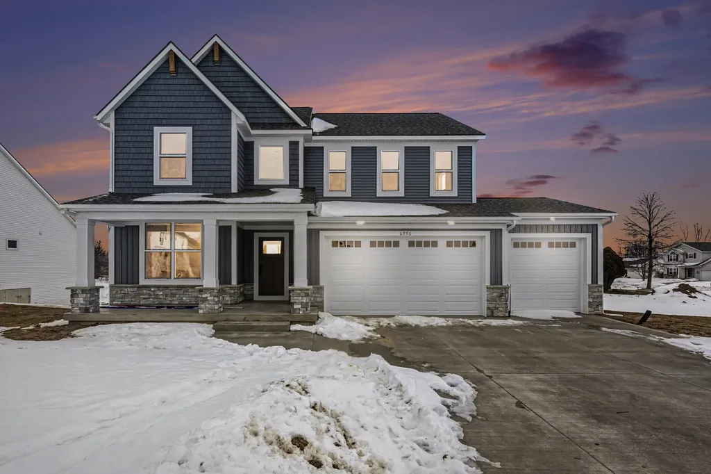 6990 Avalon Drive SE Gaines Charter Township MI 49316