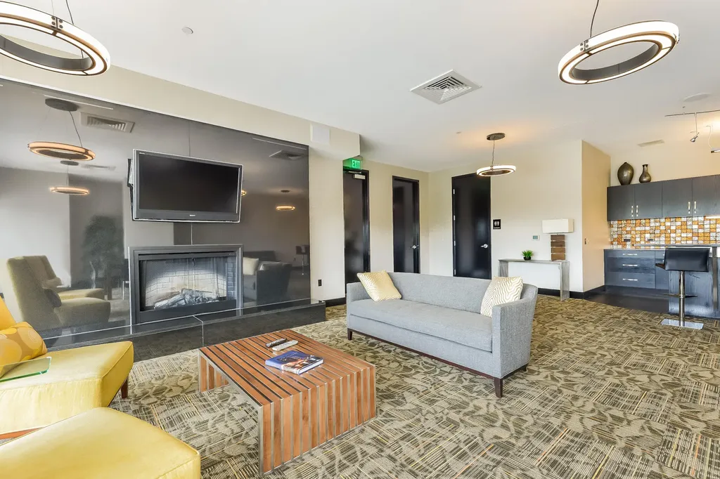 335 Bridge Street NW Grand Rapids City MI 49504